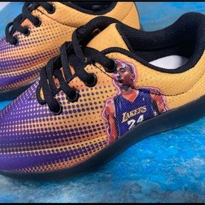 KOBE BRYANT CUSTOM KIDS SHOES NEW IN BOX OVERALL SIZE OF AHOE IS 8 3/8 INCHES